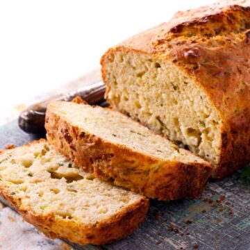 zucchini bread loaf