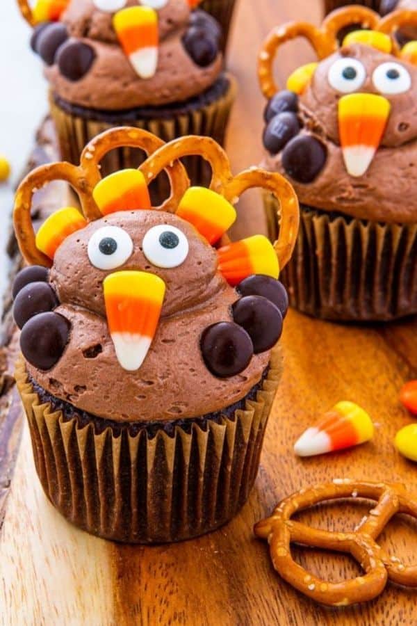 KIT KAT® Turkey Cupcakes Recipe