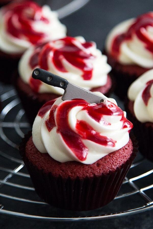 bloddy red velvet cupcakes