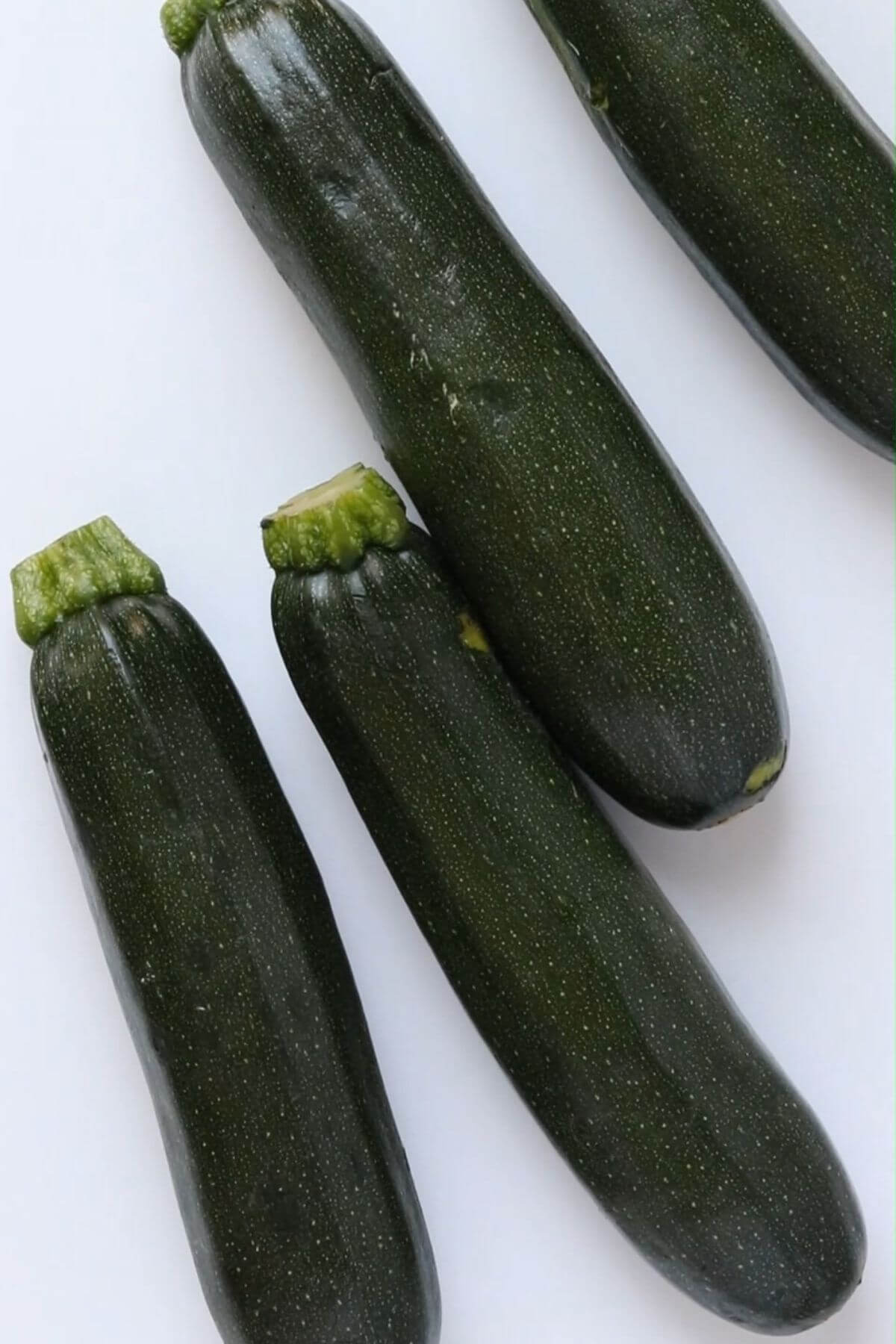 4 zucchinis