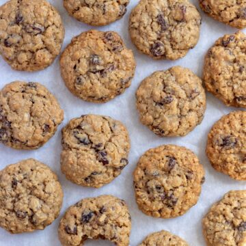 oatmeal raisin cookies