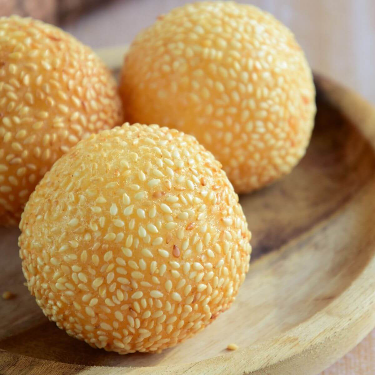 Sesame Ball With Lotus Paste