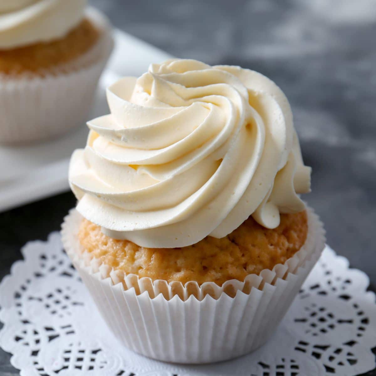gluten-free cupcake vanilla flavor with white buttercream frosting